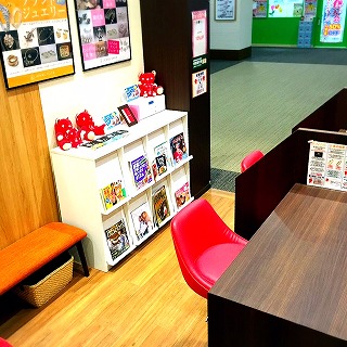 Jewel Cafe店內場景