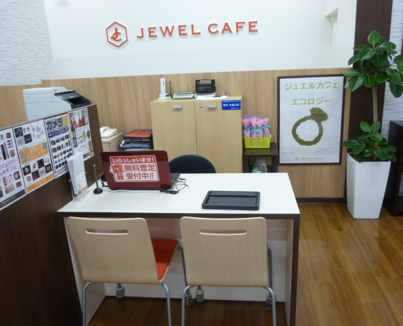 Jewel Cafe店內場景