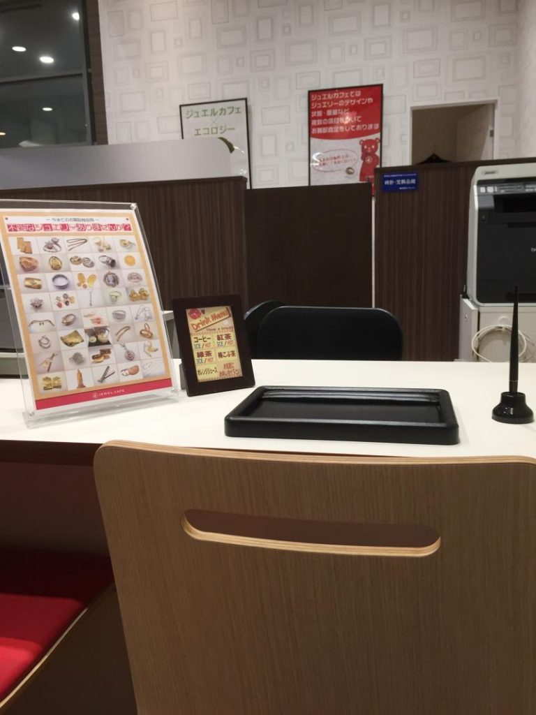 Jewel Cafe店內場景