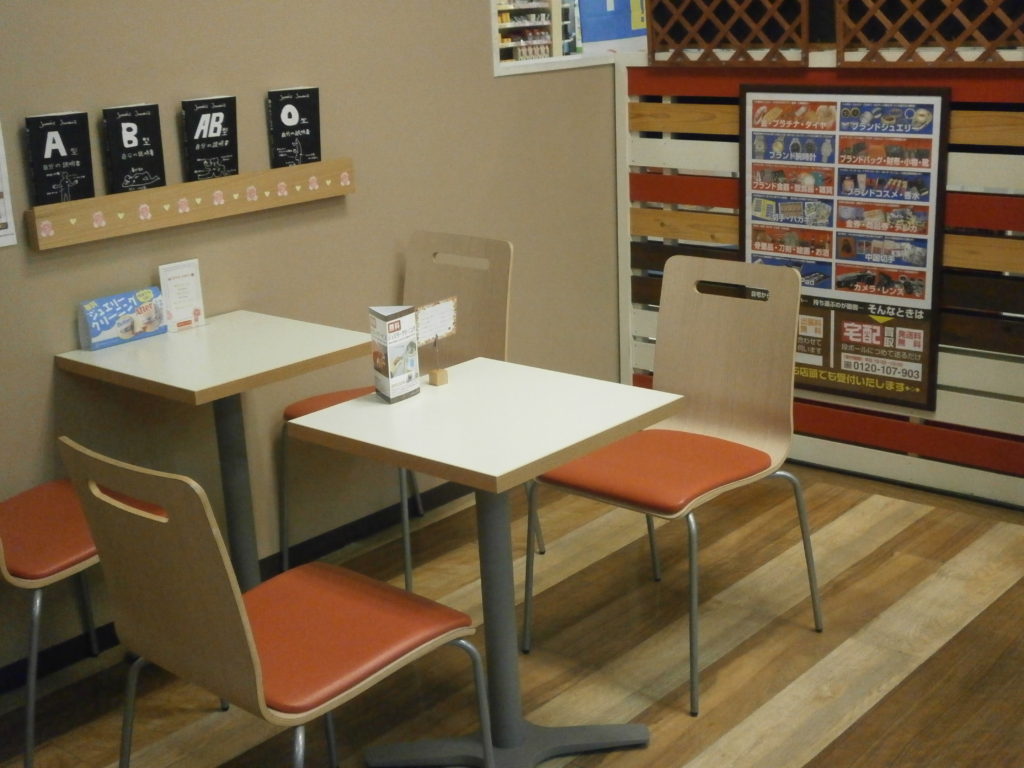 Jewel Cafe店內場景