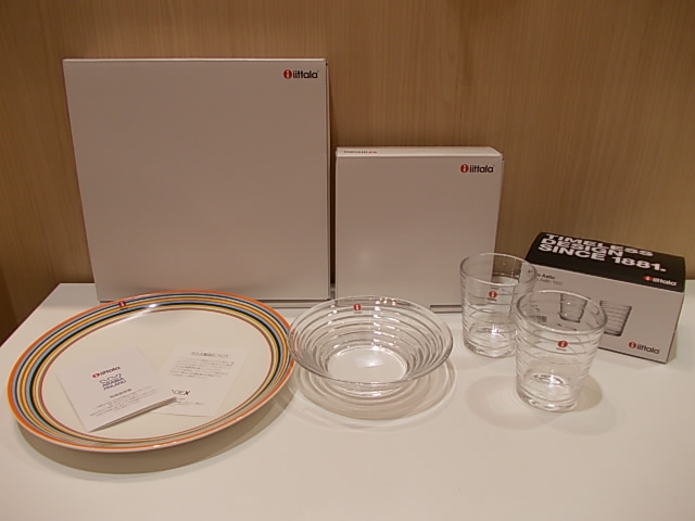 iittala伊塔拉彩色條紋瓷器, 玻璃器