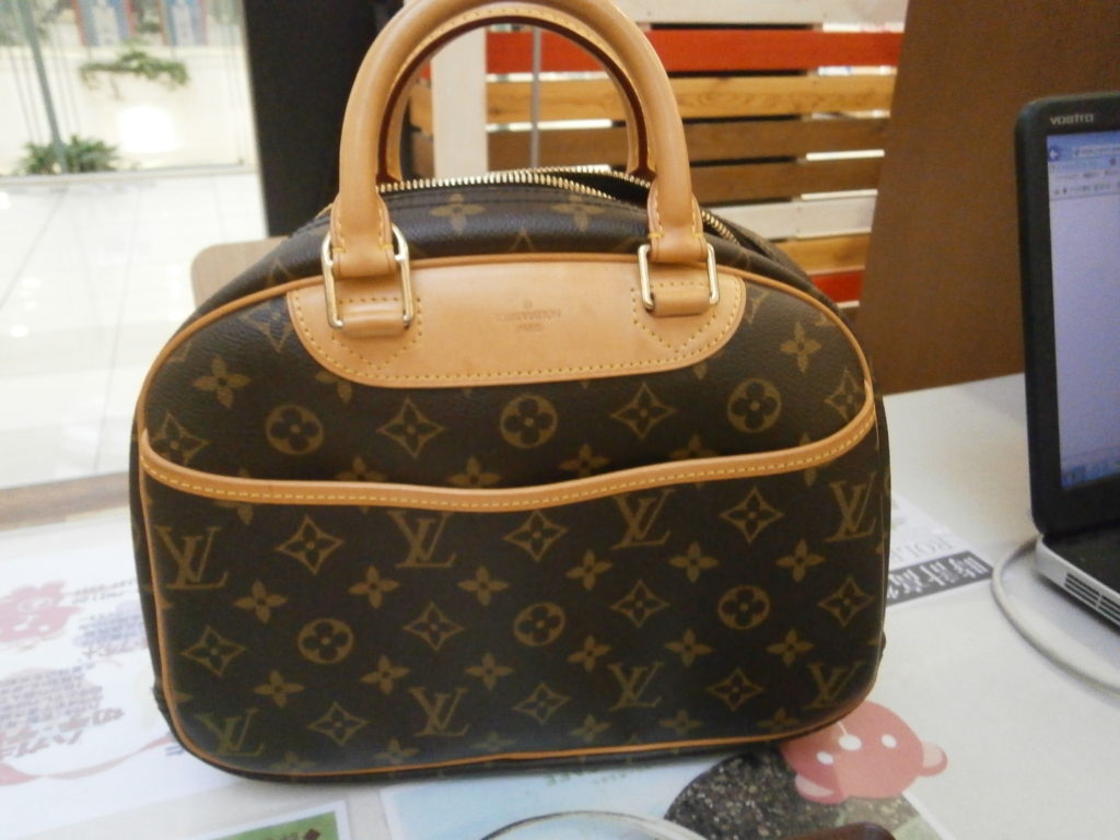 Louis Vuitton 路易威登名牌手袋